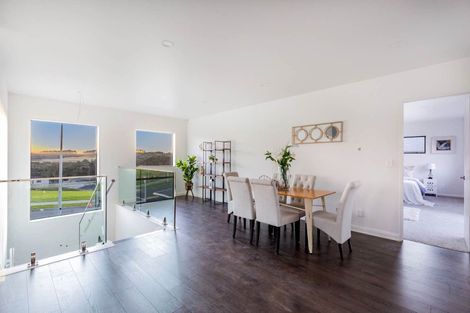 Photo of property in 2 Celestial Crescent, Orewa, 0931