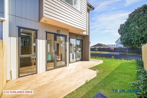 Photo of property in 3/32 Sunlands Drive, Manurewa, Auckland, 2102