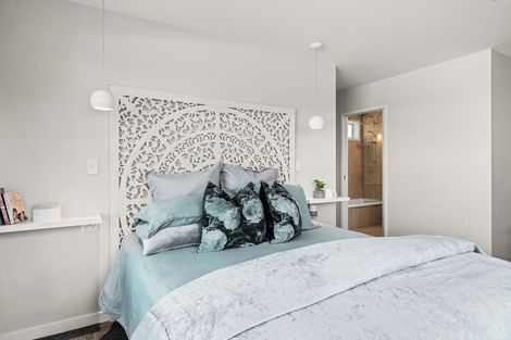 Photo of property in 1 Avon Rise, Welcome Bay, Tauranga, 3112