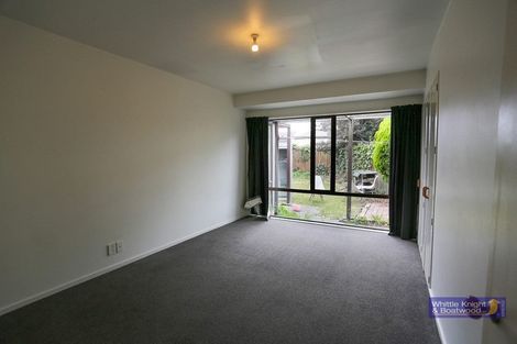 Photo of property in 2/4 Montana Avenue, Ilam, Christchurch, 8041
