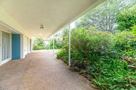 Photo of property in 4 Kerrymaria Place, Hillcrest, Auckland, 0627