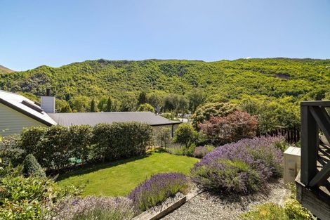 Photo of property in 14 Suffolk Street, Arrowtown, 9302