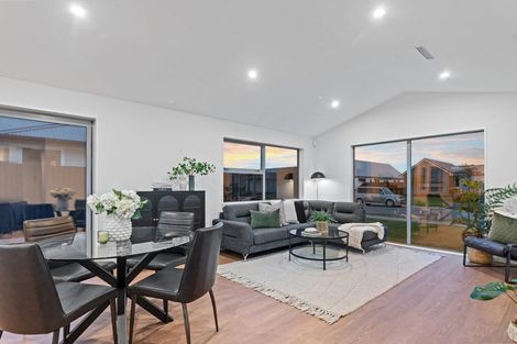 Photo of property in 32 Timara Crescent, Marshland, Christchurch, 8083