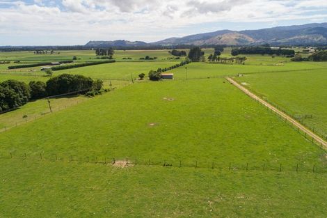 Photo of property in 81 Hautere Cross Road, Te Horo, Otaki, 5582