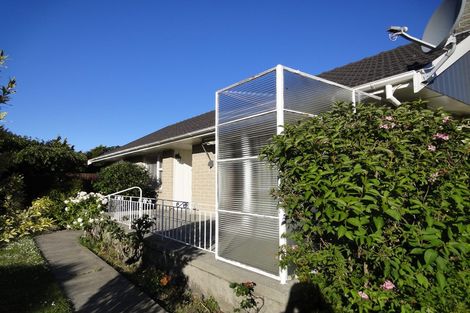 Photo of property in 14 Ambleside Drive, Burnside, Christchurch, 8053