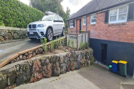 Photo of property in 44 Exmouth Road, Northcote, Auckland, 0627