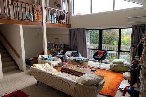 Photo of property in 2/75 Cliff View Drive, Green Bay, Auckland, 0604