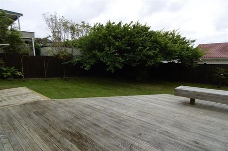 Photo of property in 46 Albatross Road, Red Beach, 0932