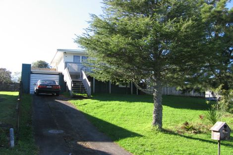 Photo of property in 46 Glynnbrooke Street, Te Atatu South, Auckland, 0610
