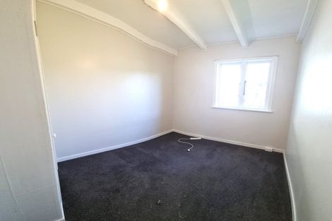 Photo of property in 10 Chesterton Street, Johnsonville, Wellington, 6037