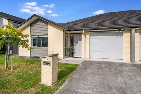 Photo of property in 15 Chalfont Road, Silverstream, Upper Hutt, 5019