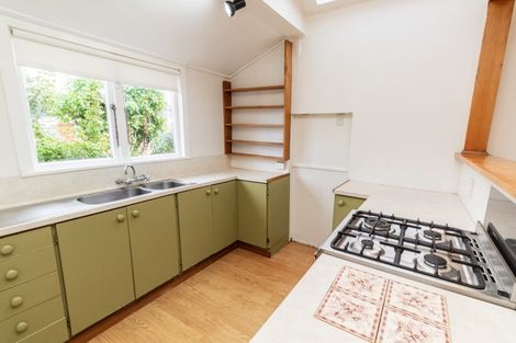 Photo of property in 3 Douro Avenue, Newtown, Wellington, 6021