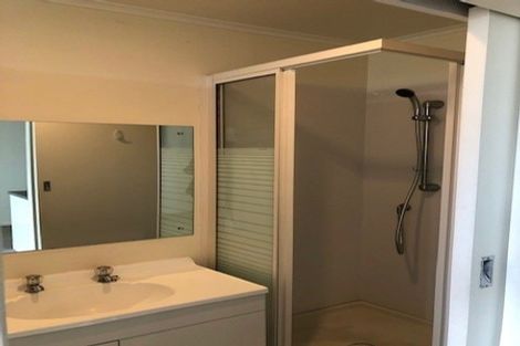 Photo of property in 135 Birkenhead Avenue, Birkenhead, Auckland, 0626