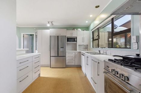 Photo of property in 12 Sutherland Road, Brookfield, Tauranga, 3110