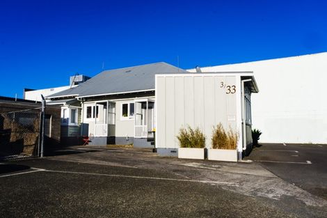 Photo of property in 9/27 Mokoia Road, Birkenhead, Auckland, 0626
