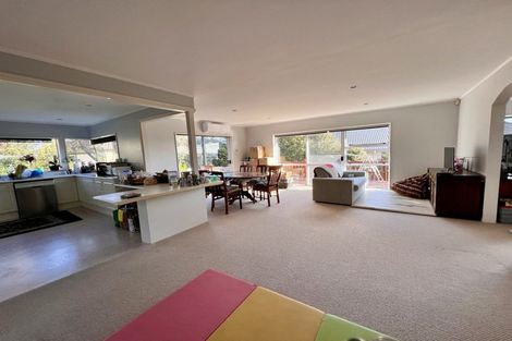 Photo of property in 7 Anure Place, Highland Park, Auckland, 2010