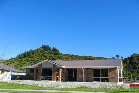Photo of property in 12 Westvale Drive, Greymouth, 7805