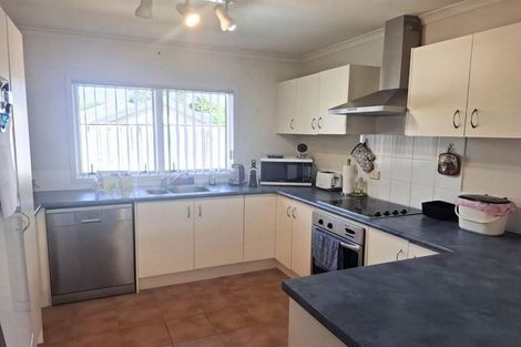 Photo of property in 21 Meridian Court, Oteha, Auckland, 0632