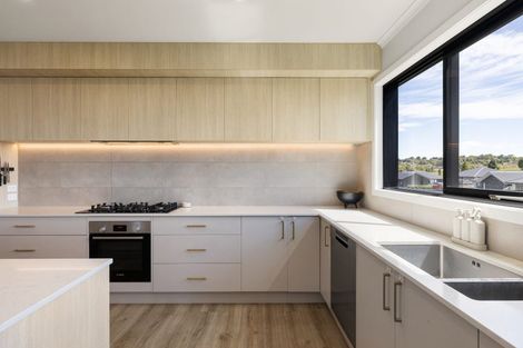 Photo of property in 28 Acacia Avenue, Kihikihi, Te Awamutu, 3800