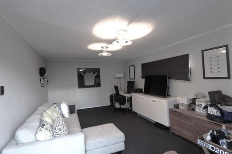 Photo of property in 1343a Dominion Extension, Mount Roskill, Auckland, 1041