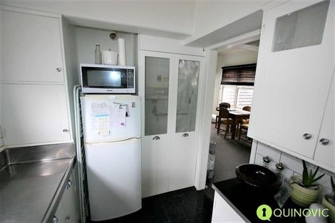Photo of property in Illawarra Flats, 11/6 Brighton Road, Parnell, Auckland, 1052