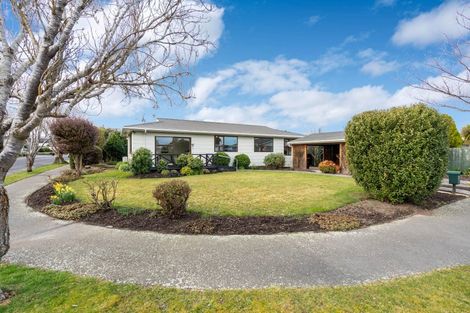 Photo of property in 1 Silverstream Drive, Mosgiel, 9024