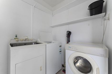 Photo of property in 22 Monowai Place, Westbrook, Palmerston North, 4412