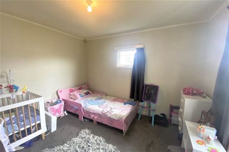 Photo of property in 102 Barbour Street, Waltham, Christchurch, 8011