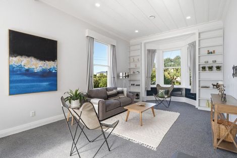 Photo of property in 53 Argyle Street, Mornington, Dunedin, 9011