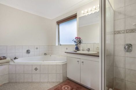 Photo of property in 167 Polo Prince Drive, Alfriston, Auckland, 2105