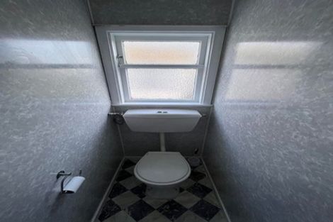 Photo of property in 1/954 High Street, Avalon, Lower Hutt, 5011