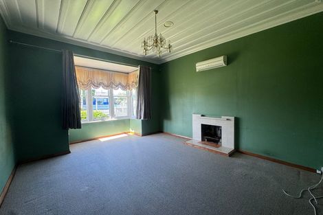 Photo of property in 9 Ross Street, Woodville, 4920