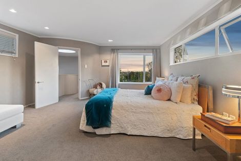 Photo of property in 12 Oban Road, Browns Bay, Auckland, 0630