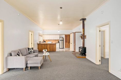 Photo of property in 25 Lairdvale Road, Taumarunui, 3920