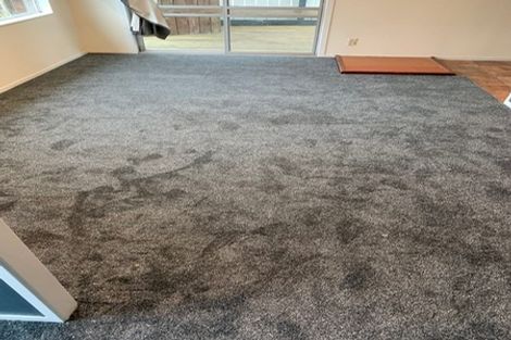 Photo of property in 3/3 Etherton Drive, Weymouth, Auckland, 2103