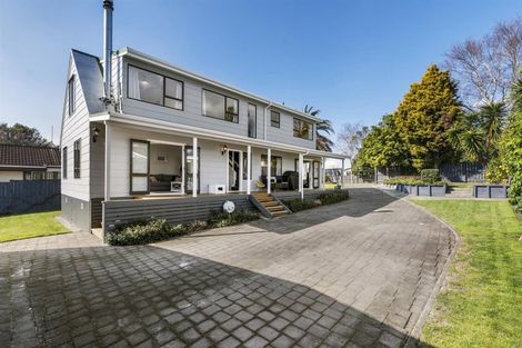 Photo of property in 4 Bishoprick Crescent, Te Puke, 3119