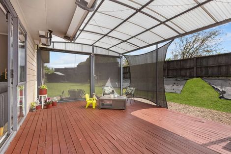 Photo of property in 8 Brough Place, St Andrews, Hamilton, 3200