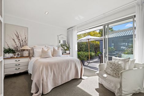 Photo of property in 77 Perry Street, Papanui, Christchurch, 8053