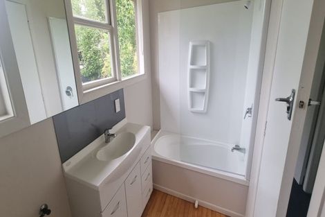 Photo of property in 8a Wharepaina Crescent, Springfield, Rotorua, 3015