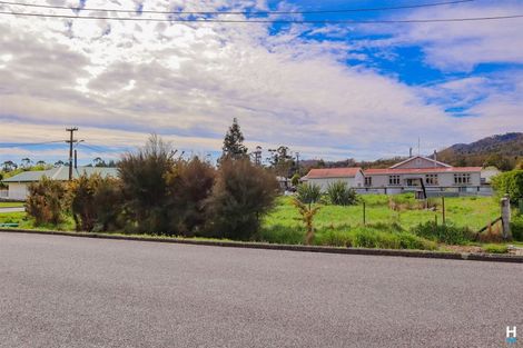 Photo of property in 37 Inverness Street, Dunollie, Runanga, 7803