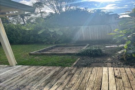 Photo of property in 74 Rosario Crescent, Red Beach, 0932