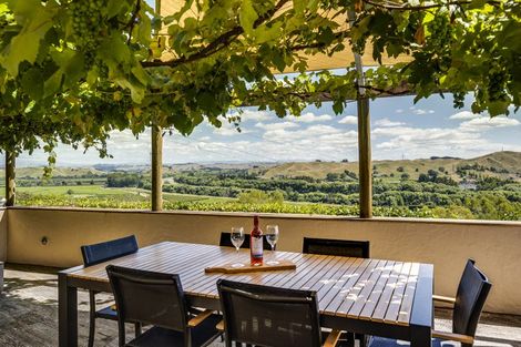 Photo of property in 63 Omarunui Road, Waiohiki, Napier, 4183