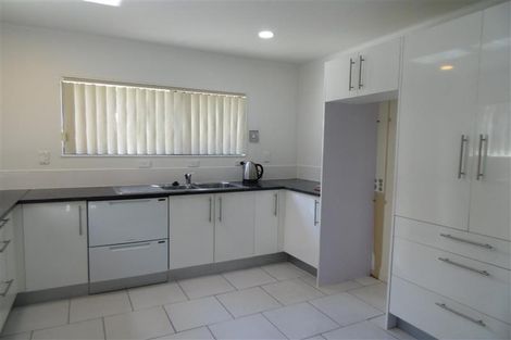 Photo of property in 3/44 Carlisle Road, Browns Bay, Auckland, 0630