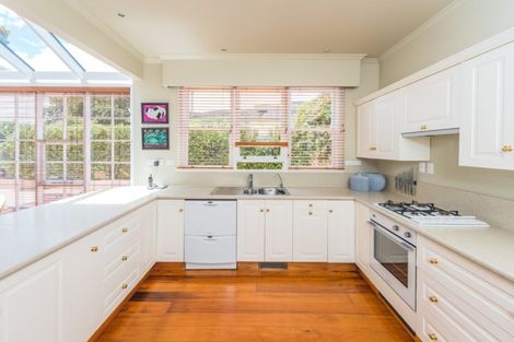 Photo of property in 108 Great North Road, Saint Johns Hill, Whanganui, 4500