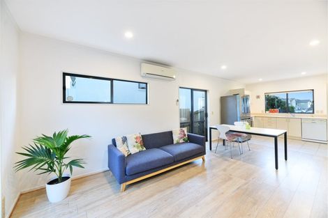 Photo of property in 9 Butia Avenue, Henderson, Auckland, 0612