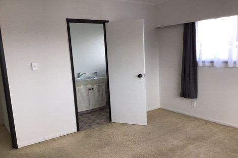 Photo of property in 75 Stanaway Street, Hillcrest, Auckland, 0627