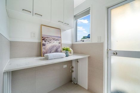Photo of property in 2/69 Luanda Drive, Ranui, Auckland, 0612