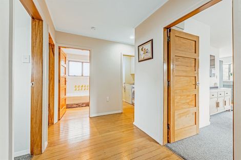 Photo of property in 19 Cutts Road, Russley, Christchurch, 8042