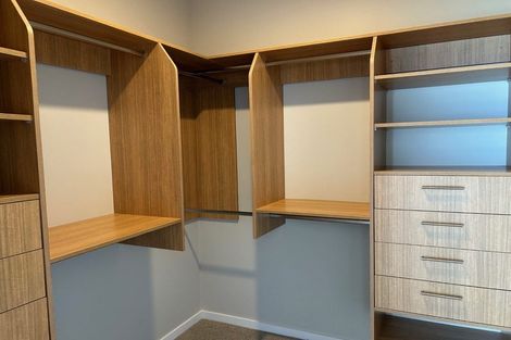 Photo of property in 75 Oak Road, Poraiti, Napier, 4112