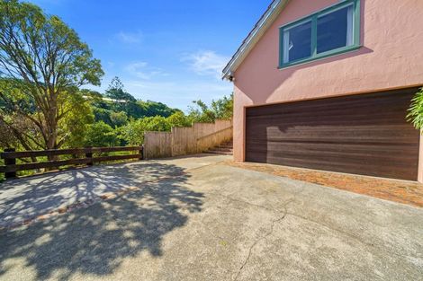 Photo of property in 5 Rangoon Street, Khandallah, Wellington, 6035